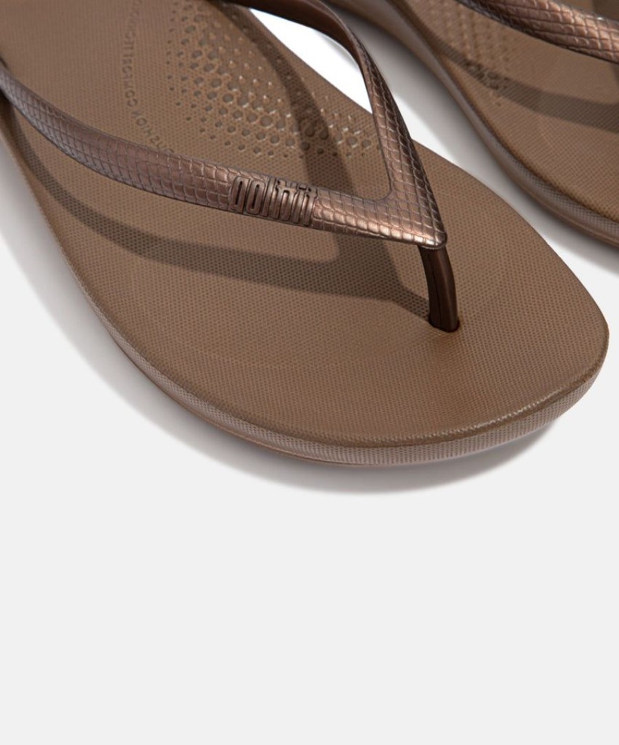 Women FitFlop Thongs | Fitflop Iqushion Ergonomic Thongs Bronze